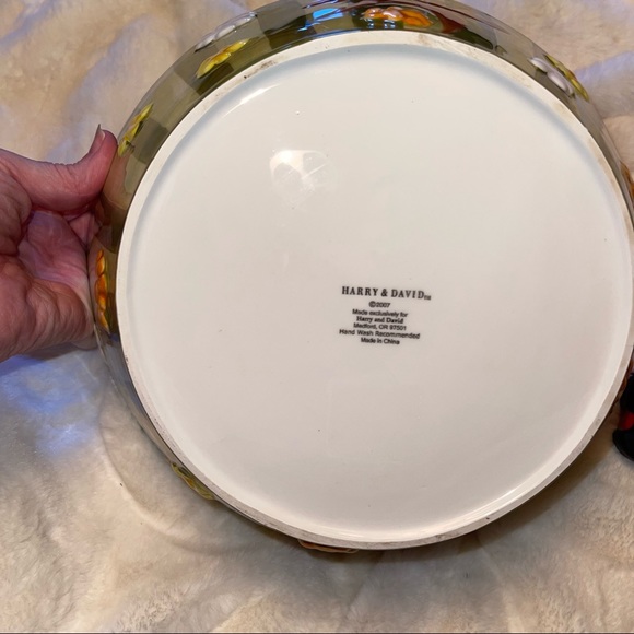 Very cute popcorn snacking bowl by Harry and David great condition - Picture 2 of 5